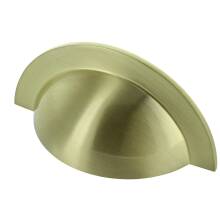104Lx30d (64mm) Maisie Cup Handle Brass